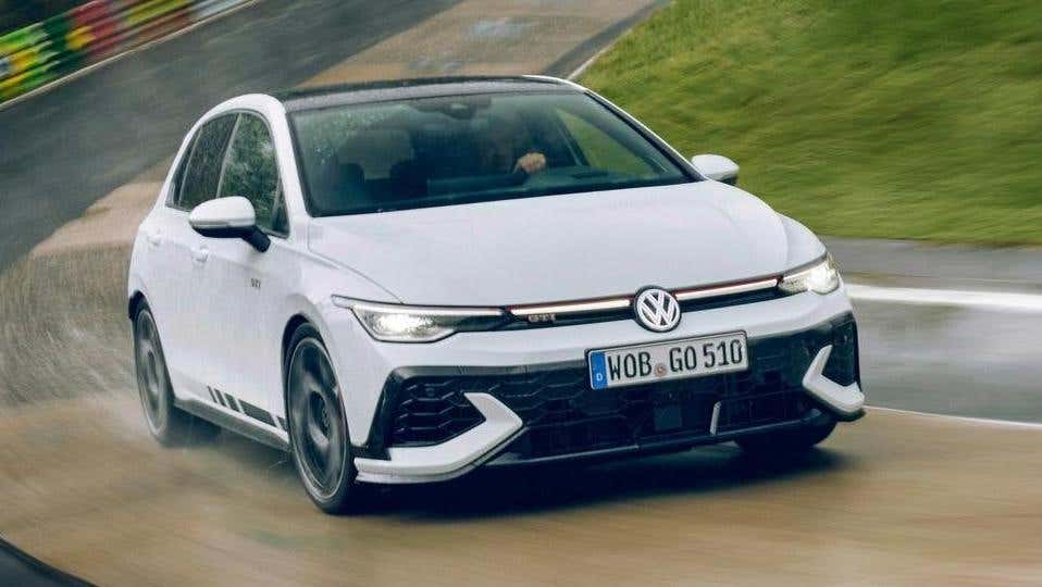 Image for article titled 296 HP Volkswagen GTI Clubsport celebrates 50 years of Hatchback launch
